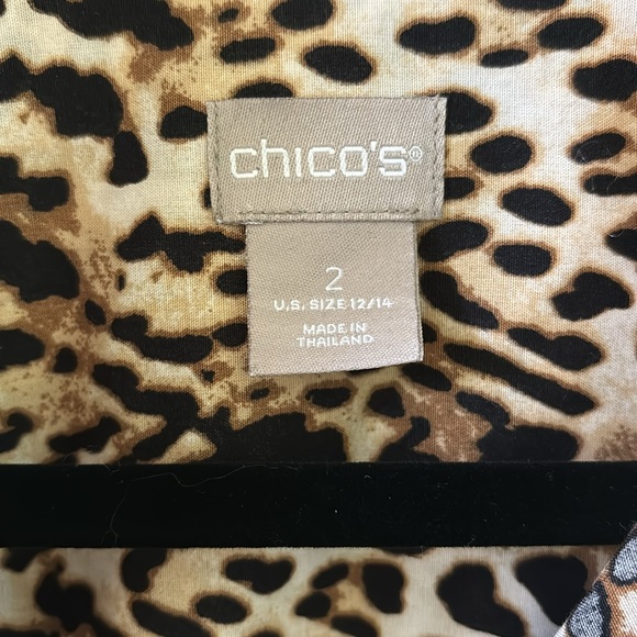 Chico’s no iron cotton blouse - Picture 3 of 5